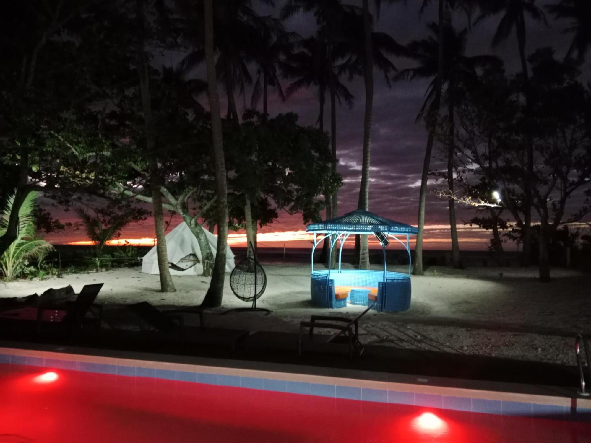 Saffire Beach Resort And Glamping Pagudpud Eksteriør bilde